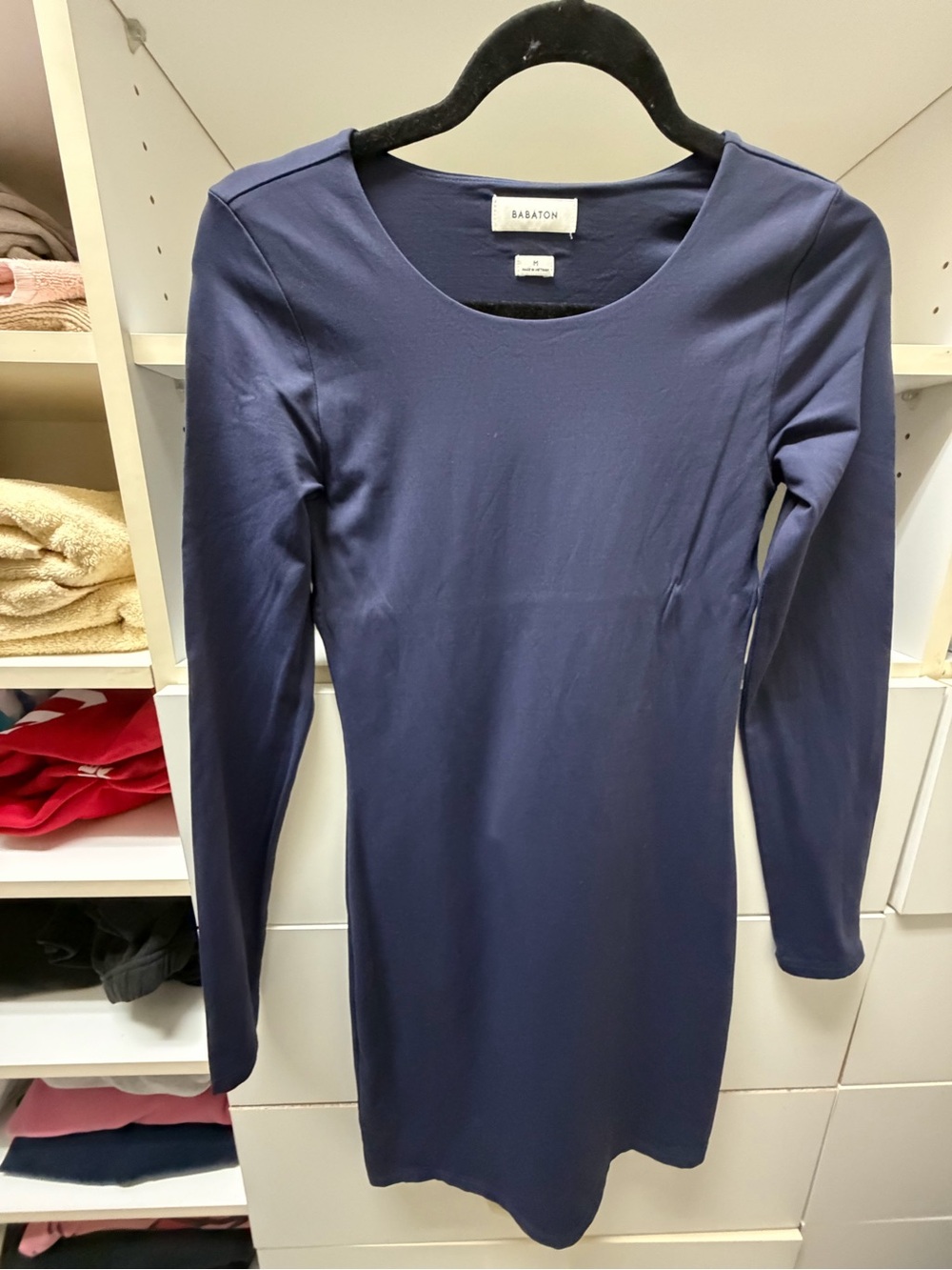 Aritzia Babaton Deep Navy Contour Longsleeve Dress